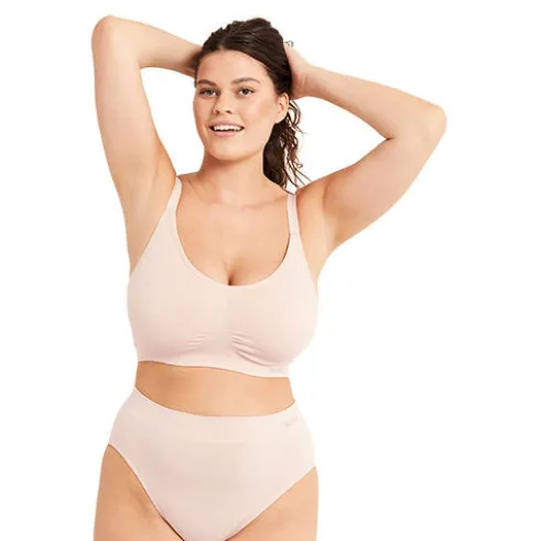 Full Bust Wireless Bra Nude | Str. M