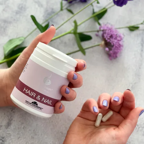 Hair & Nails